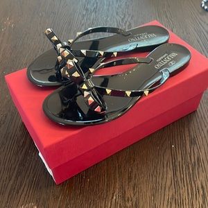 Valentino Rockstud Thong Sandal